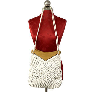 Vintage Mister Ernest Handbag White Macrame Shoulder Bag Purse with Wooden Frame
